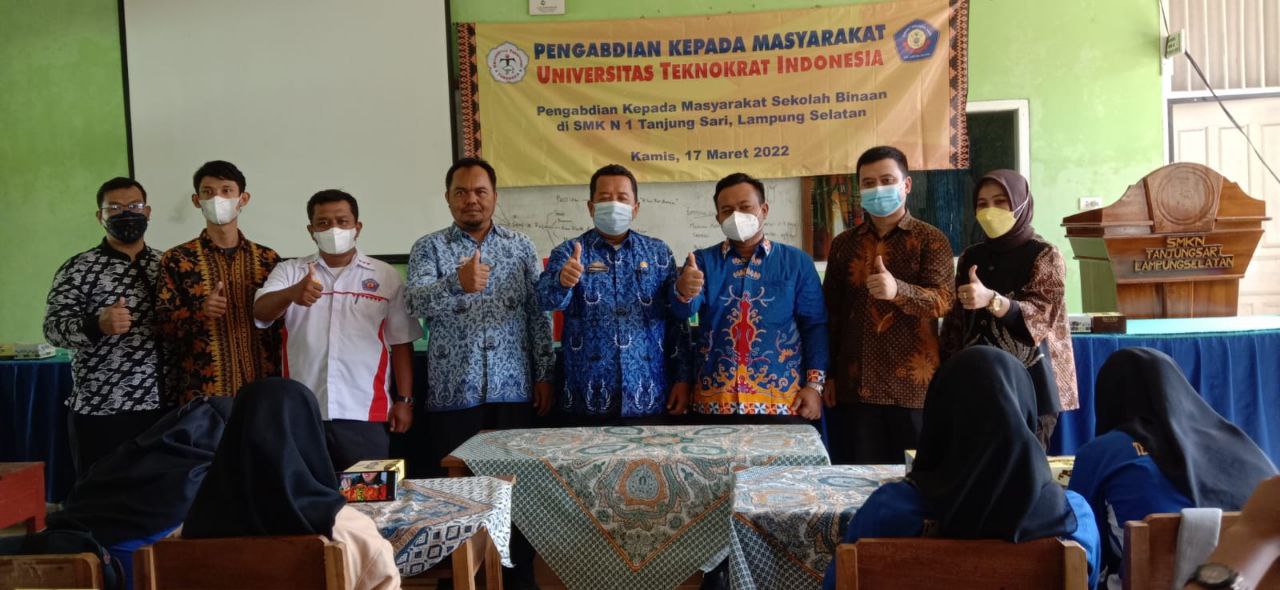 Universitas Teknokrat Indonesia Realisasikan Program Pengabdian Masyarakat dan MoU dengan SMK Negeri Tanjungsari