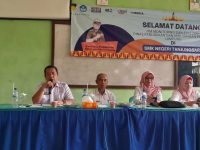 Monitoring dan Evaluasi Perangkat Pembelajaran IKM dan K13 di SMKN Tanjungsari oleh Pengawas Disdikbud Lampung